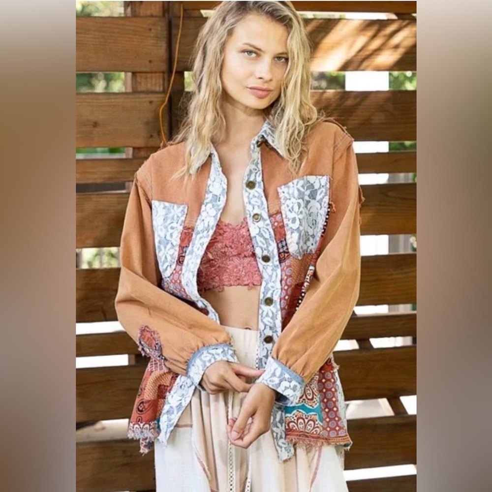 POL “ Desert Heirloom “ Lace Patchwork Button Dow… - image 5